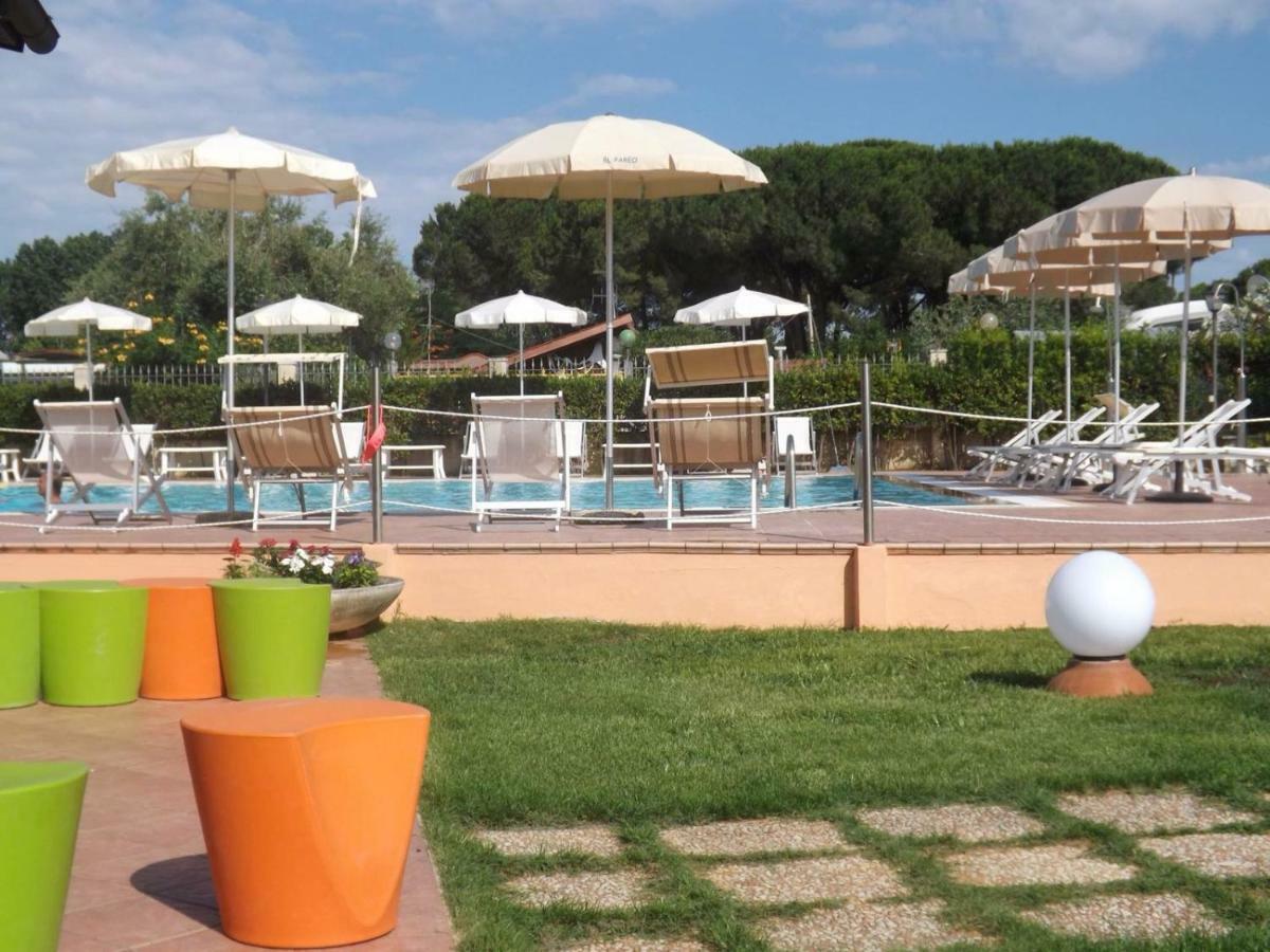 Hotel Ristorante Al Canto Delle Sirene Terracina Exterior foto
