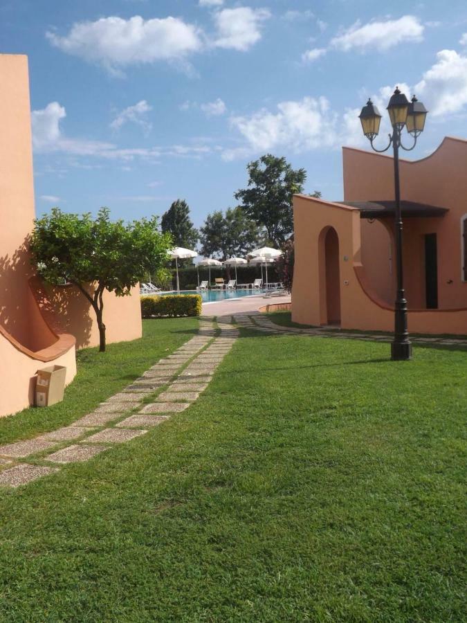 Hotel Ristorante Al Canto Delle Sirene Terracina Exterior foto